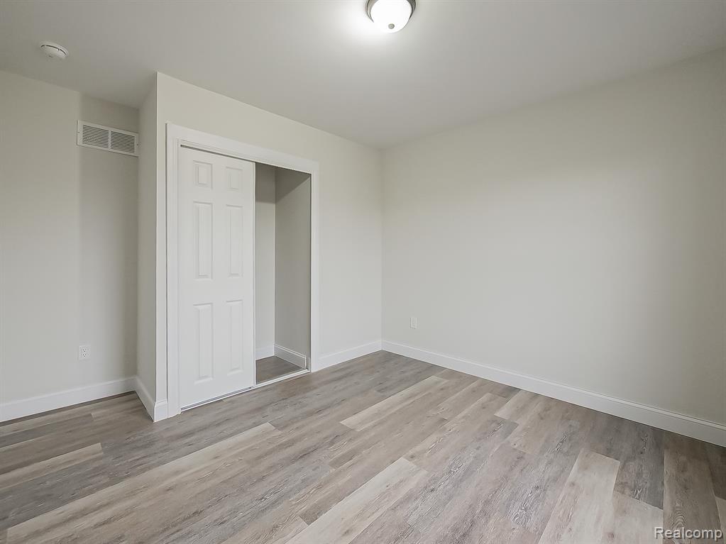 1730 E Woodruff Avenue, Hazel Park, MI 48030 — Photo 35