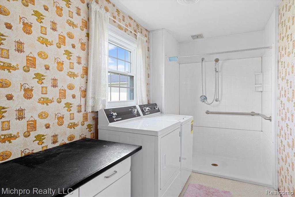 9321 LAPEER Road, Mayville Vlg, MI 48744 — Photo 22