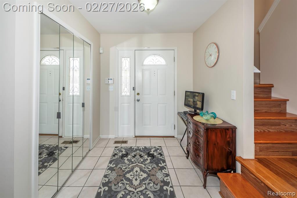 8203 Barrington Drive, Ypsilanti, MI 48198 — Photo 8