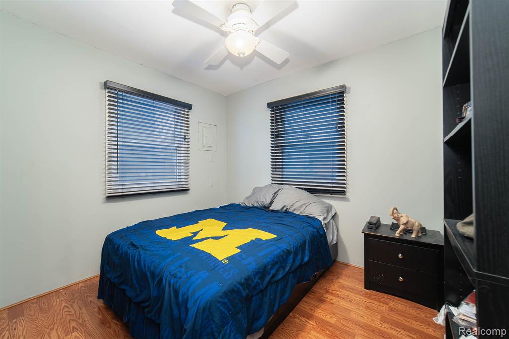 7920 DETROIT Boulevard, West Bloomfield, MI 48323 — Photo 15