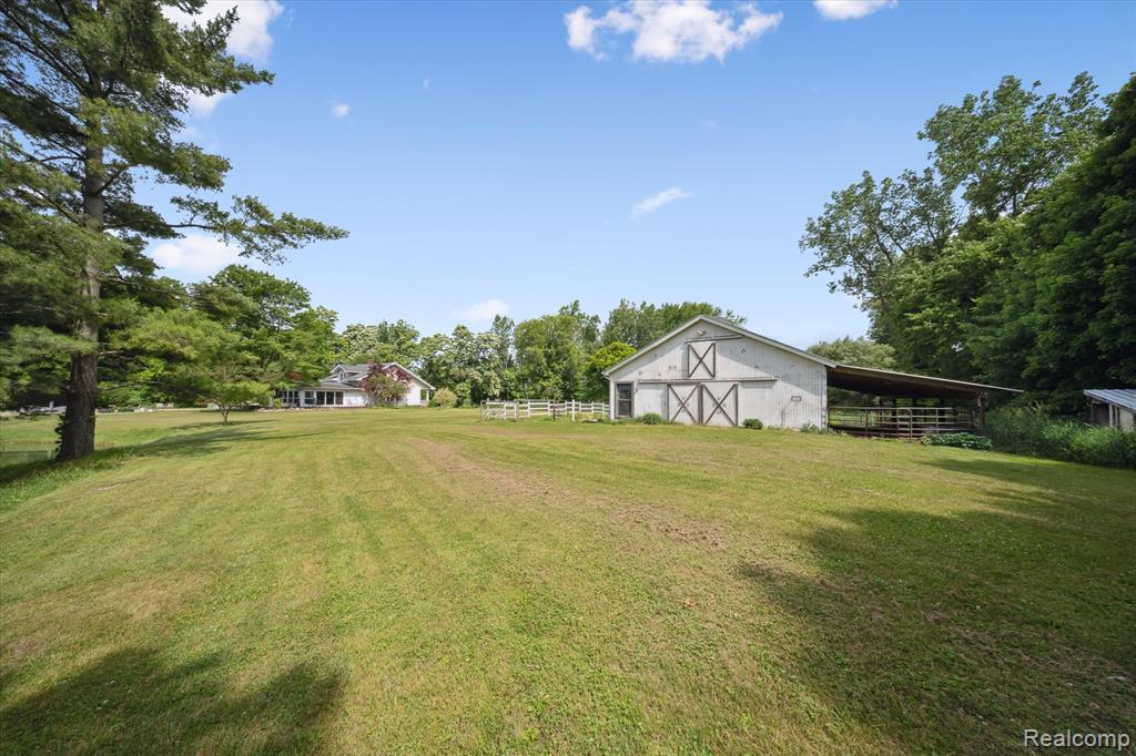 8450 Rosbolt Road, Willis, MI 48191 — Photo 32