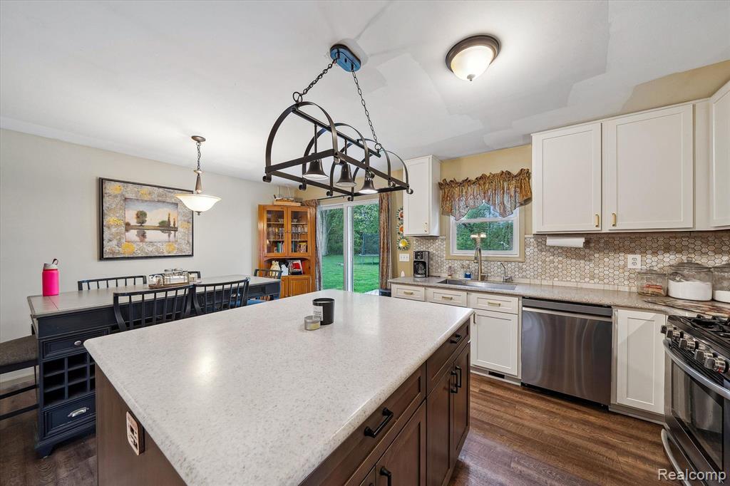 4438 PINEGROVE Drive, Dryden, MI 48428 — Photo 13