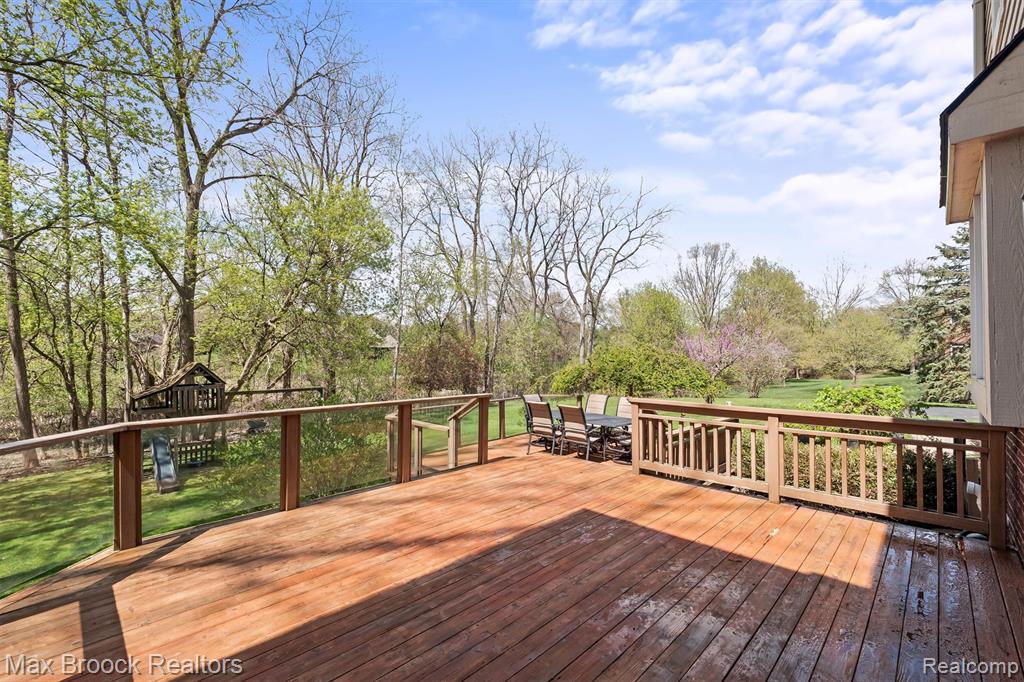 398 Shrewsbury Drive, Clarkston, MI 48348 — Photo 88