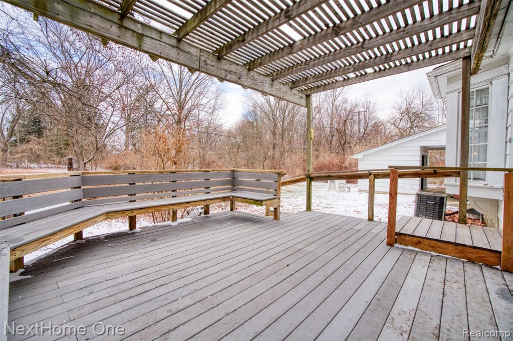 5765 Country Lane, Ypsilanti, MI 48197 — Photo 10