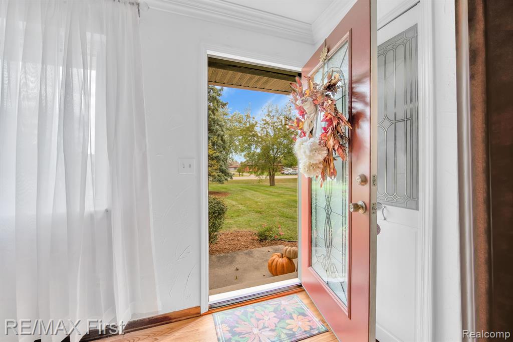 47787 JEFFERSON Avenue, Chesterfield, MI 48047 — Photo 8