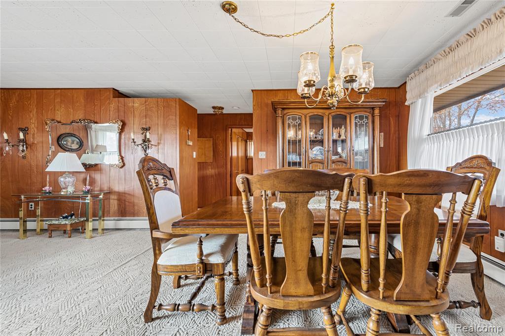18676 Vreeland Road, Woodhaven, MI 48183 — Photo 6
