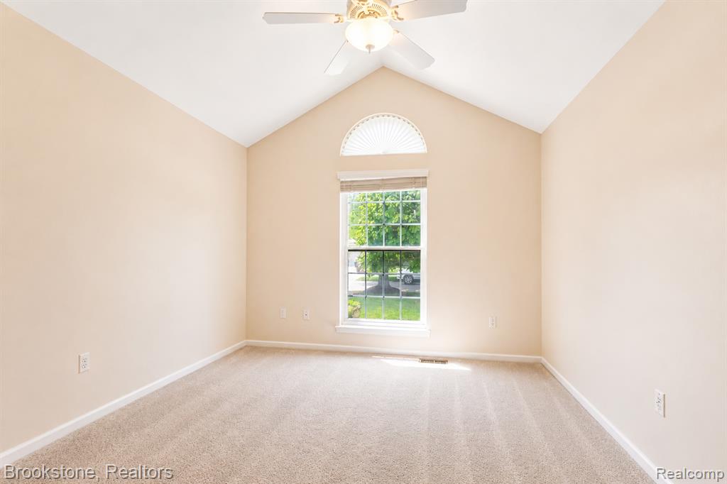 44138 Kendyl, Sterling Heights, MI 48314 — Photo 11
