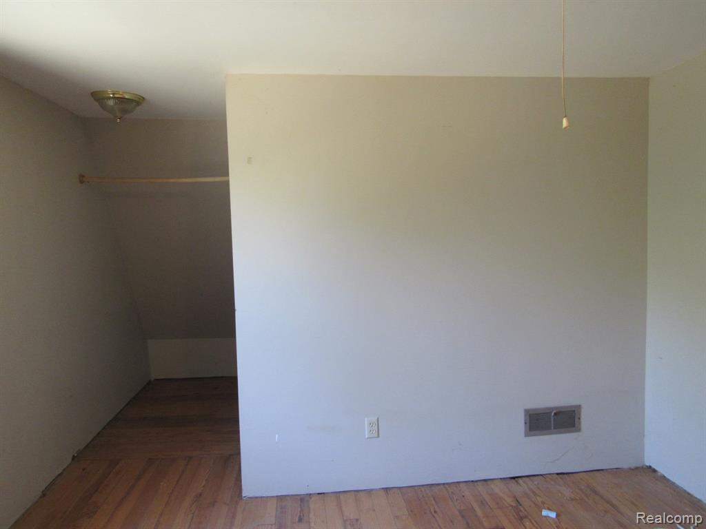 695 W Cass Avenue Road, Bay City, MI 48708 — Photo 18