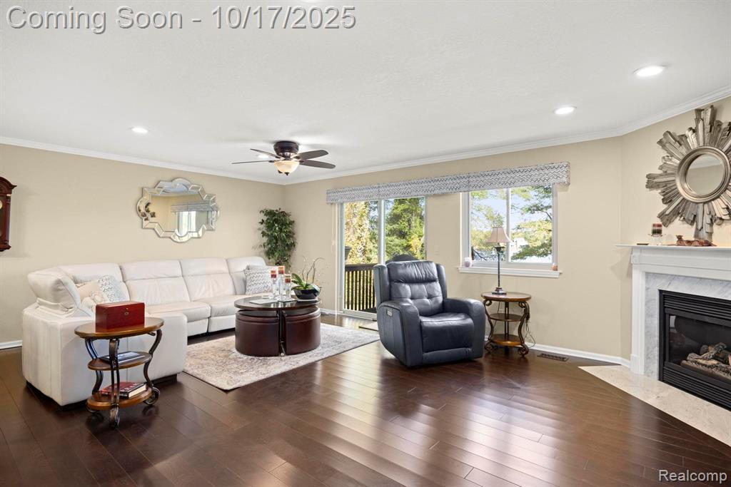 7109 Bluewater Drive, Clarkston, MI 48348 — Photo 7