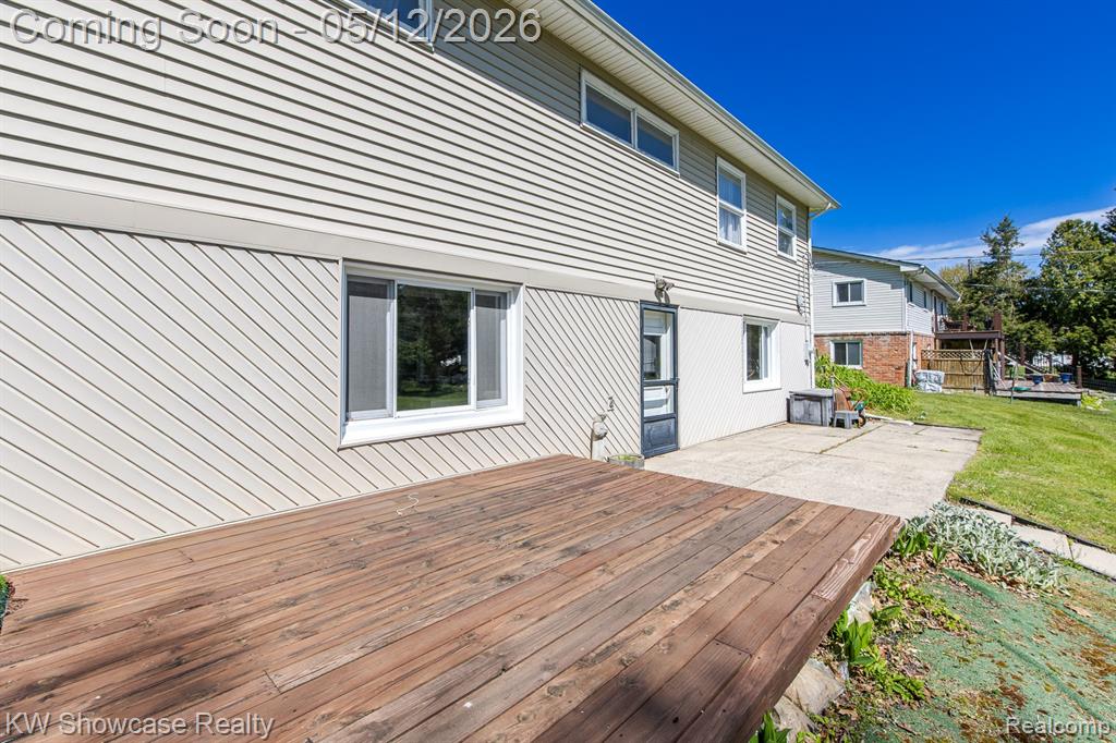 4344 Waterloo Street, Waterford, MI 48329 — Photo 26