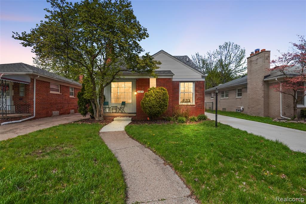 20879 Beaufait Street, Harper Woods, MI 48225 — front exterior