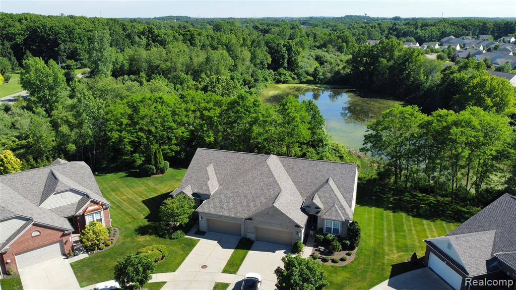 613 Zion Court, Howell, MI 48843 — Photo 2