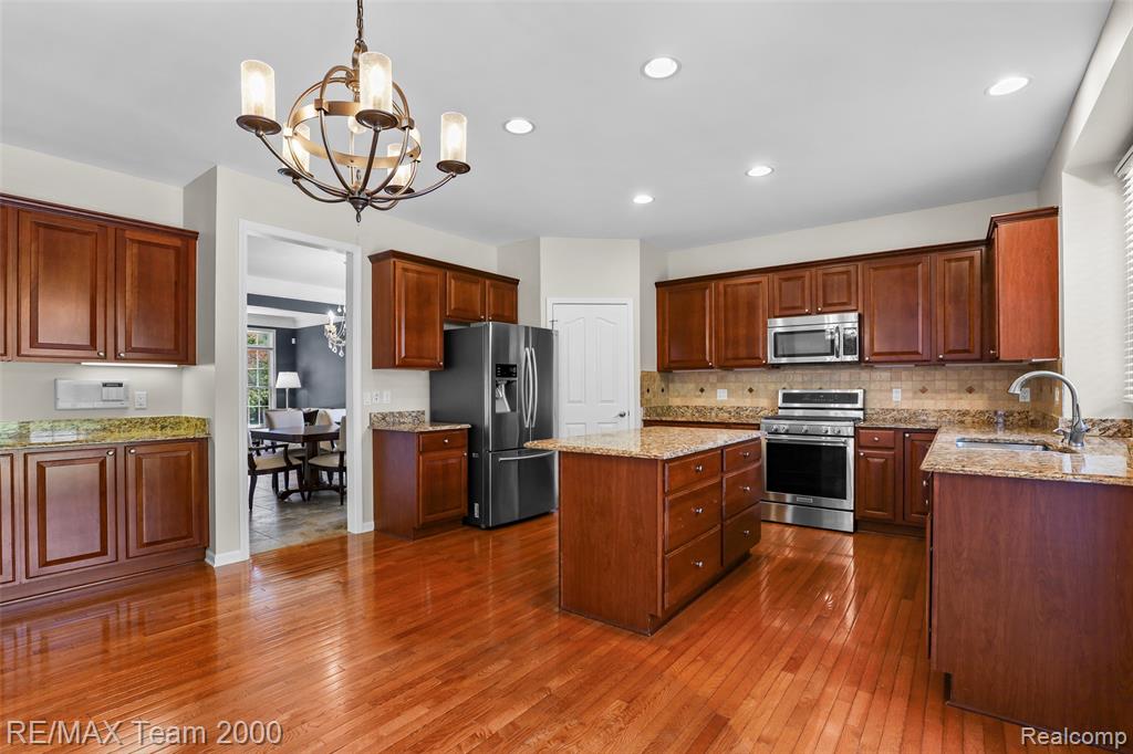 1248 LASALLE Road, Canton, MI 48187 — Photo 28