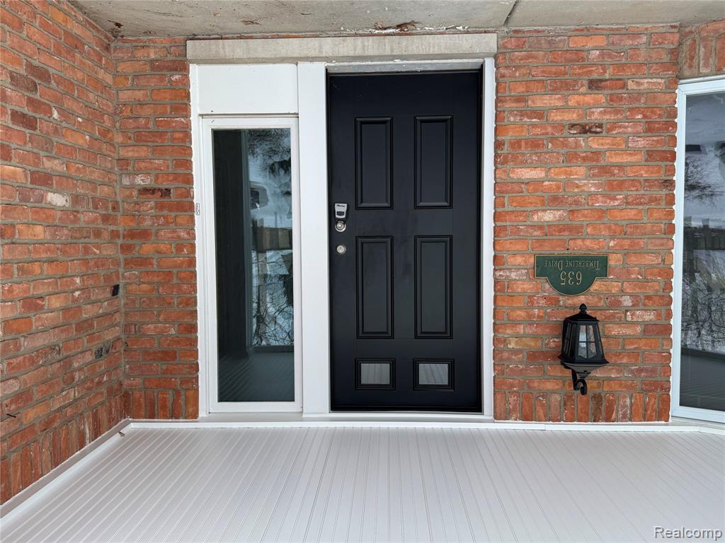 635 Timberline Drive, Rochester Hills, MI 48309 — Photo 4