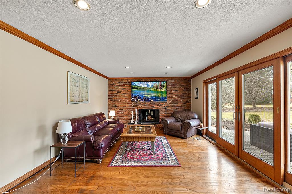 4366 Ardmore Drive, Bloomfield Hills, MI 48302 — Photo 19