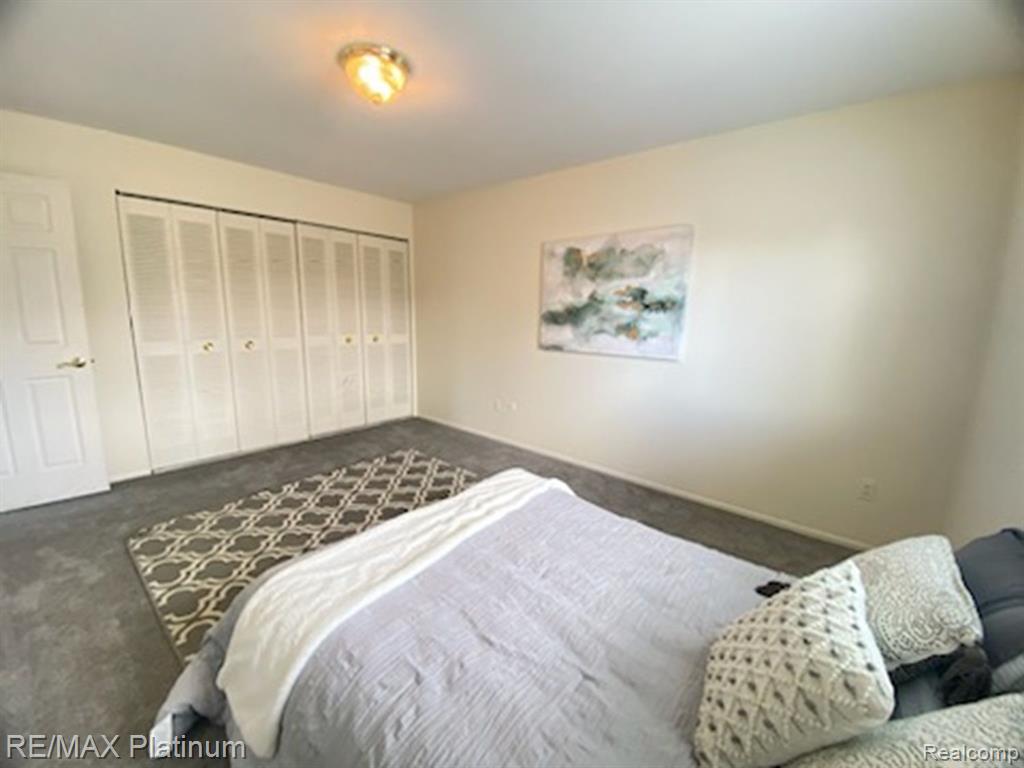 10018 ALLEN POINTE Drive, Allen Park, MI 48101 — Photo 14