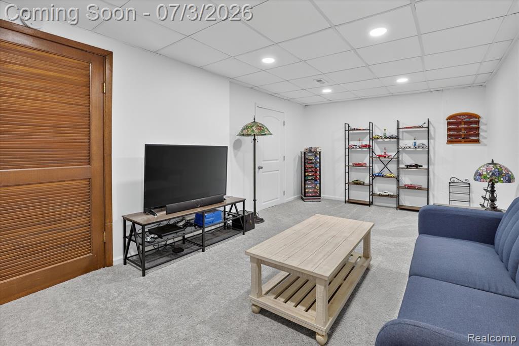 13274 Lake Point Boulevard, Belleville, MI 48111 — Photo 33