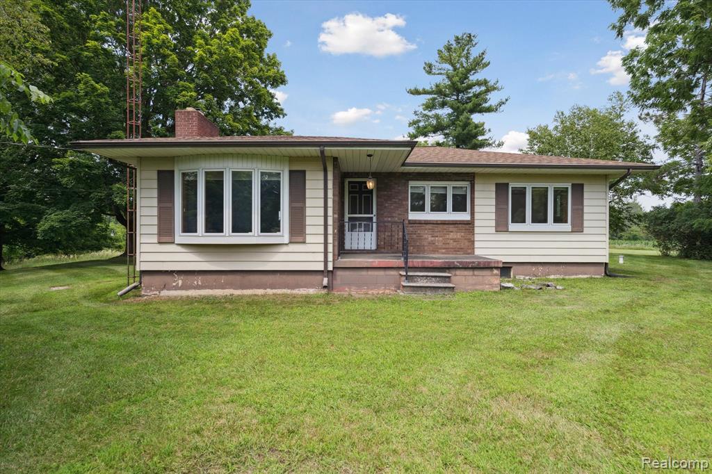 7467 McCandlish Road, Grand Blanc, MI 48439 — Photo 2