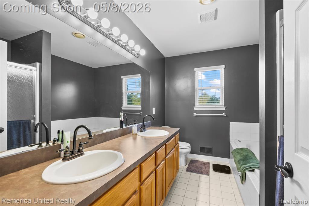 2558 Clivedon Road, Howell, MI 48843 — Photo 41