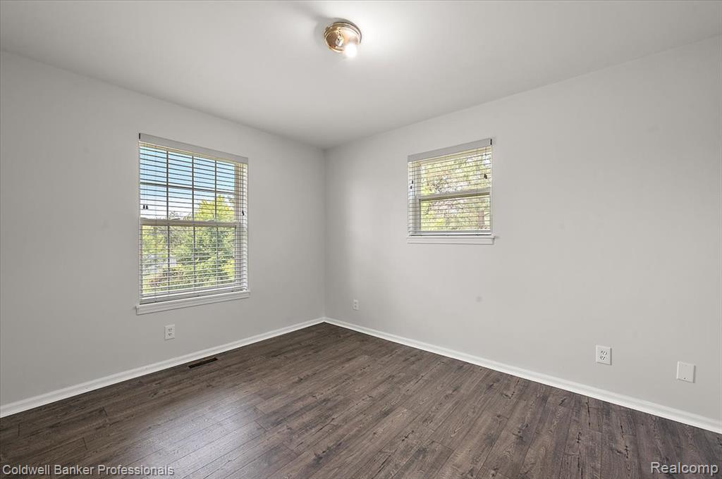 5714 Five Lakes Road, North Branch, MI 48461 — Photo 35