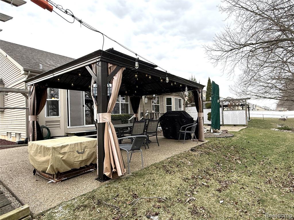 9328 Olde Hickory Lane, Newport, MI 48166 — Photo 35