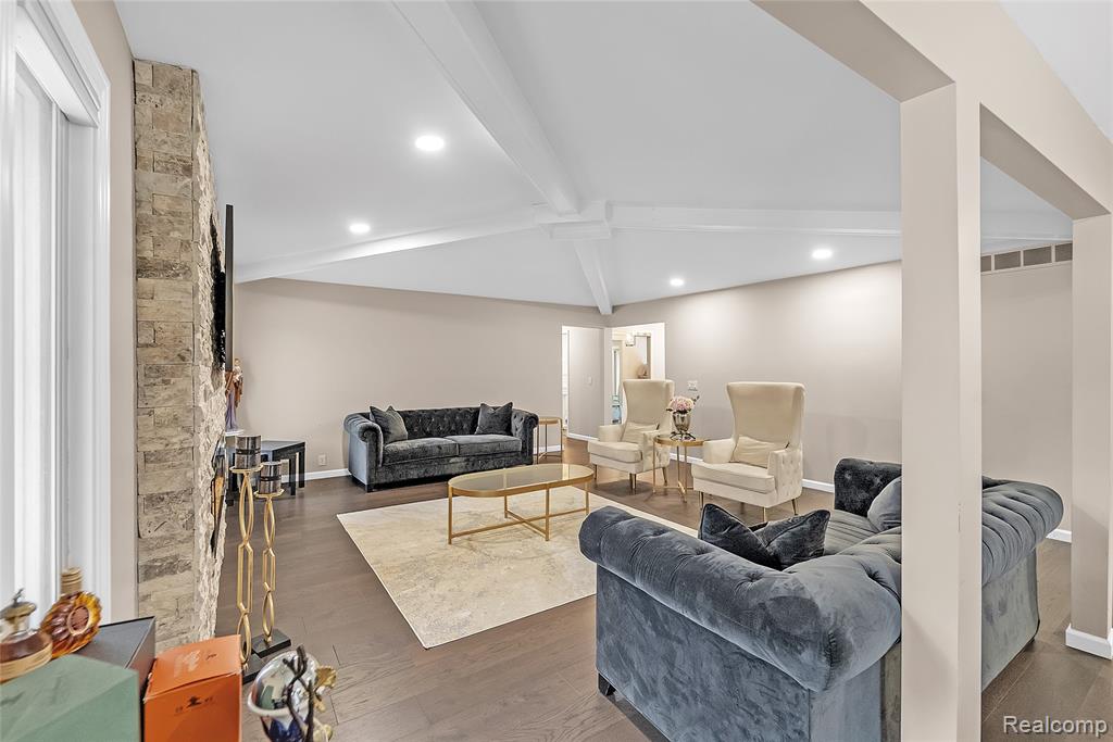 49685 Richardson Drive, Shelby Twp, MI 48315 — Photo 19