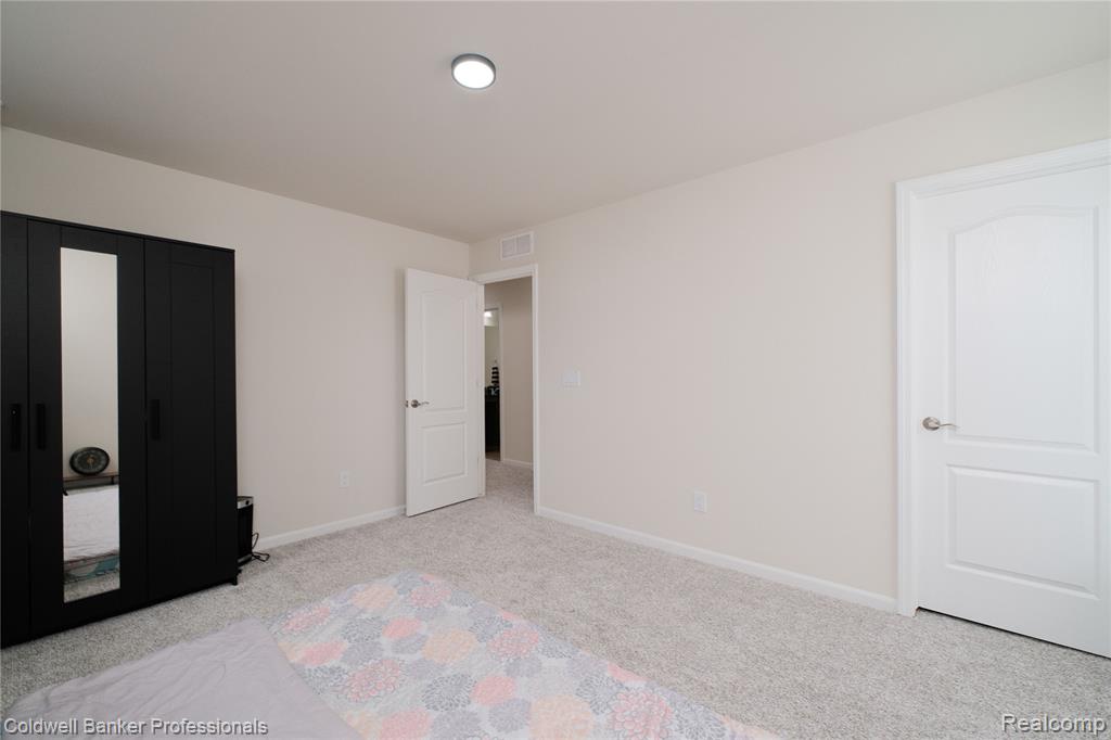 4813 Marquette Drive, Milford, MI 48381 — Photo 31