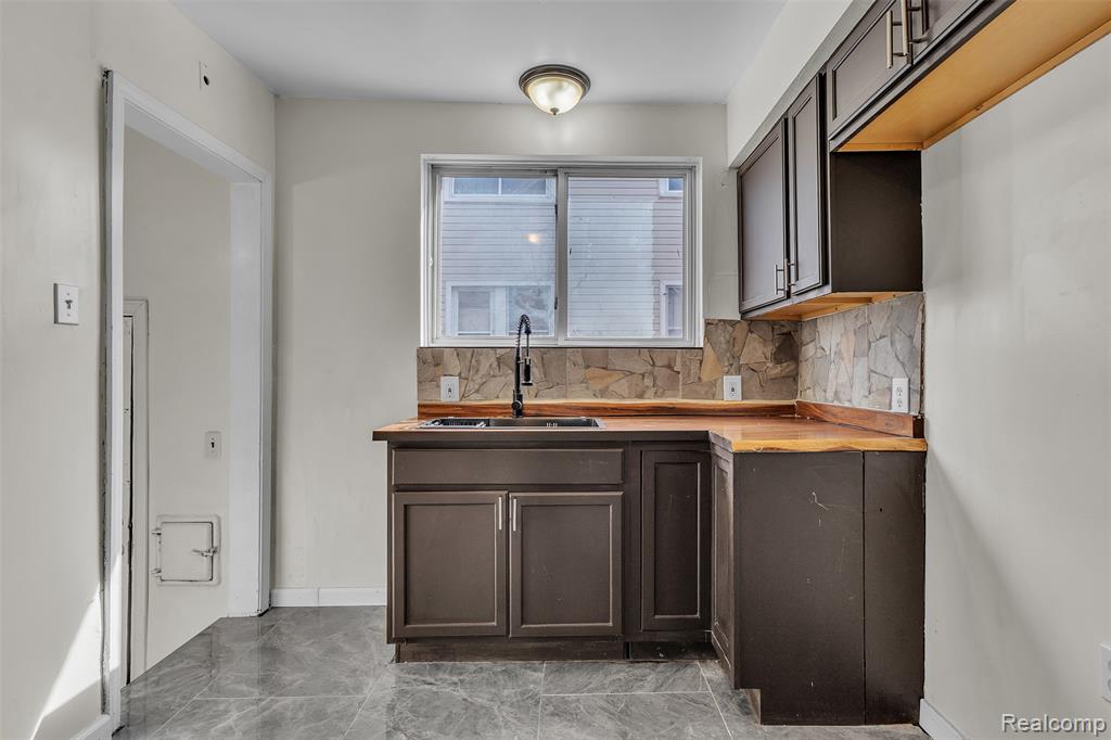 13431 Hartwell Street, Detroit, MI 48227 — Photo 18