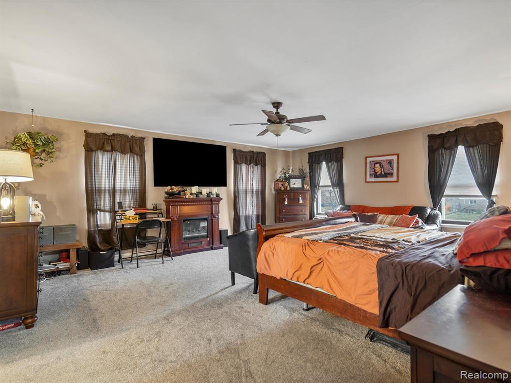 4872 LORE Drive, Waterford, MI 48329 — Photo 22
