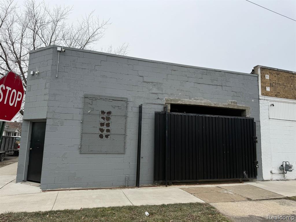 1840 LAWNDALE Street, Detroit, MI 48209 — Photo 12