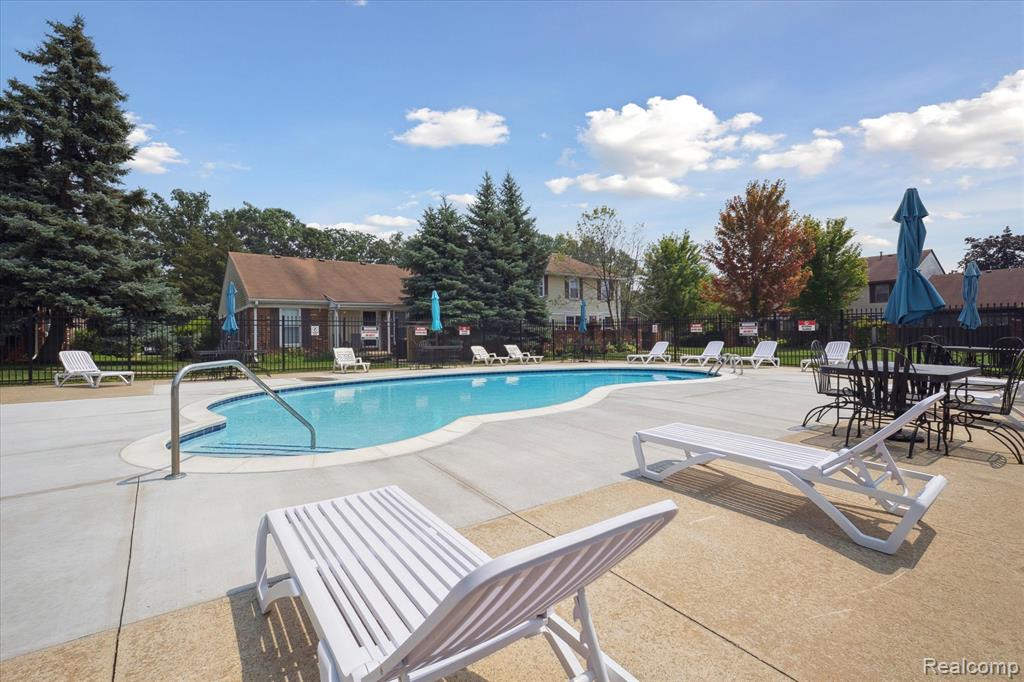 39559 Old Dominion Drive, Clinton Twp, MI 48038 — Photo 25