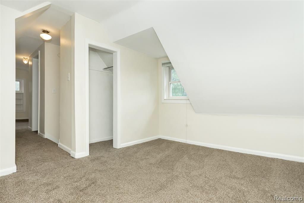 922 Butternut Avenue, Royal Oak, MI 48073 — Photo 12