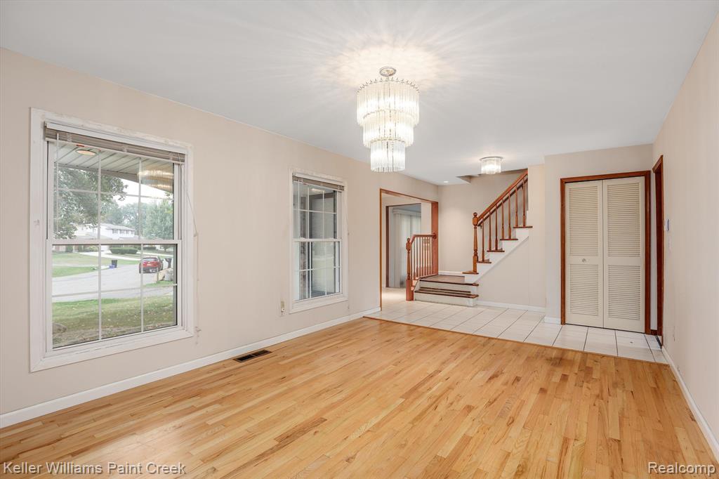 6748 LESLEE CREST Drive, West Bloomfield, MI — Photo 15