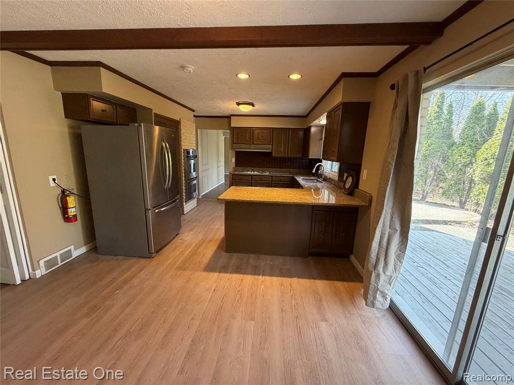 7068 Heather Heath, West Bloomfield, MI — Photo 11