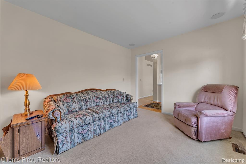 46509 Killarney Circle, Canton, MI 48188 — Photo 10