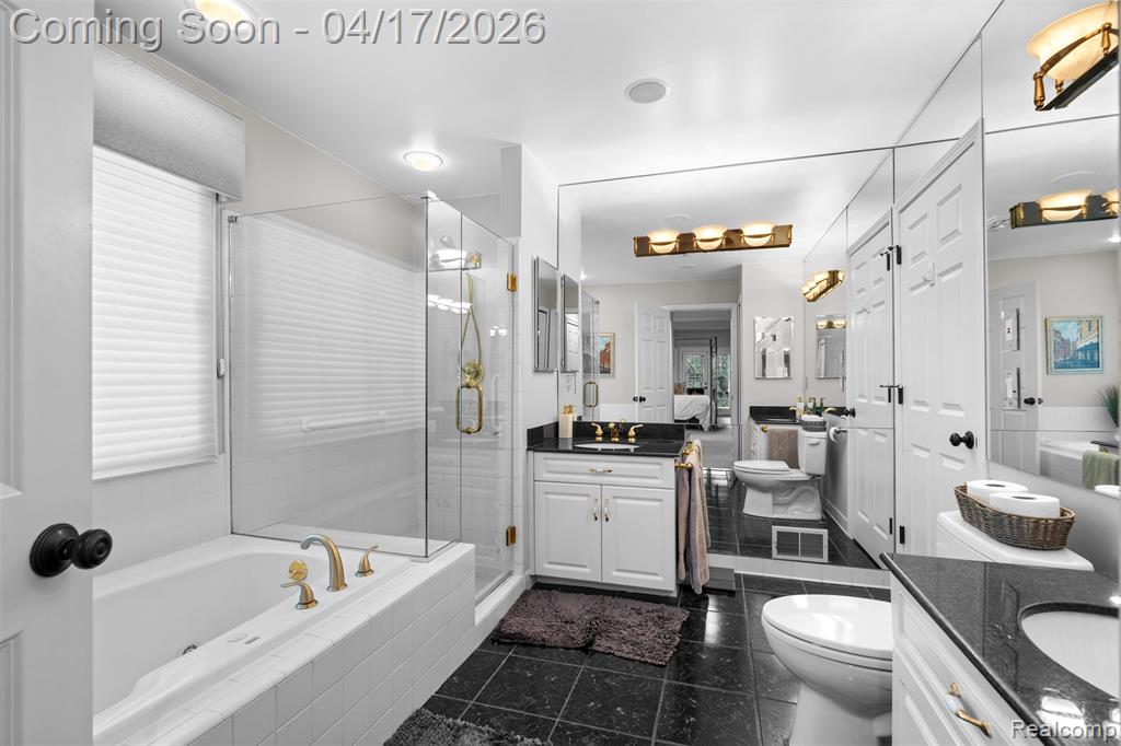 5146 Lagoons Circle, 22, West Bloomfield, MI 48323 — Photo 38