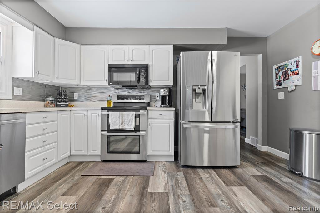 4287 Staunton Drive, Swartz Creek, MI 48473 — Photo 6