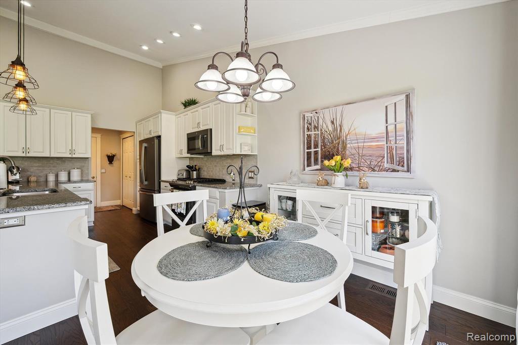 22270 QUAIL RUN Circle, 2, South Lyon, MI 48178 — Photo 11