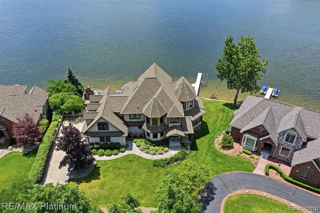 997 Thompson Shore Drive, Howell, MI 48843 — Photo 82
