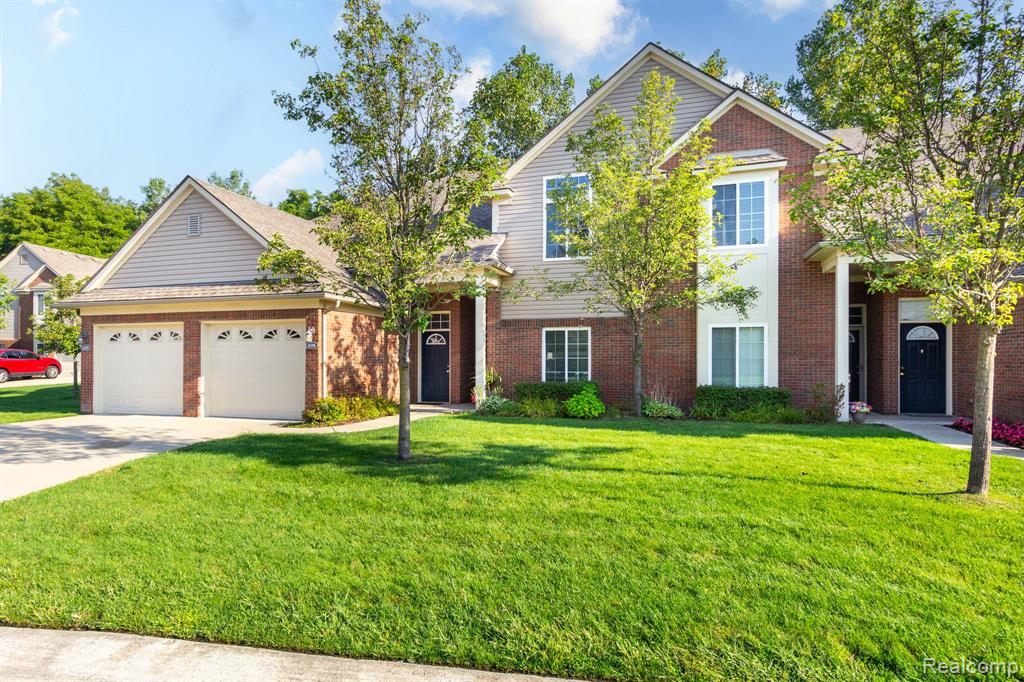 14386 Shadywood Drive, Sterling Heights, MI 48312
