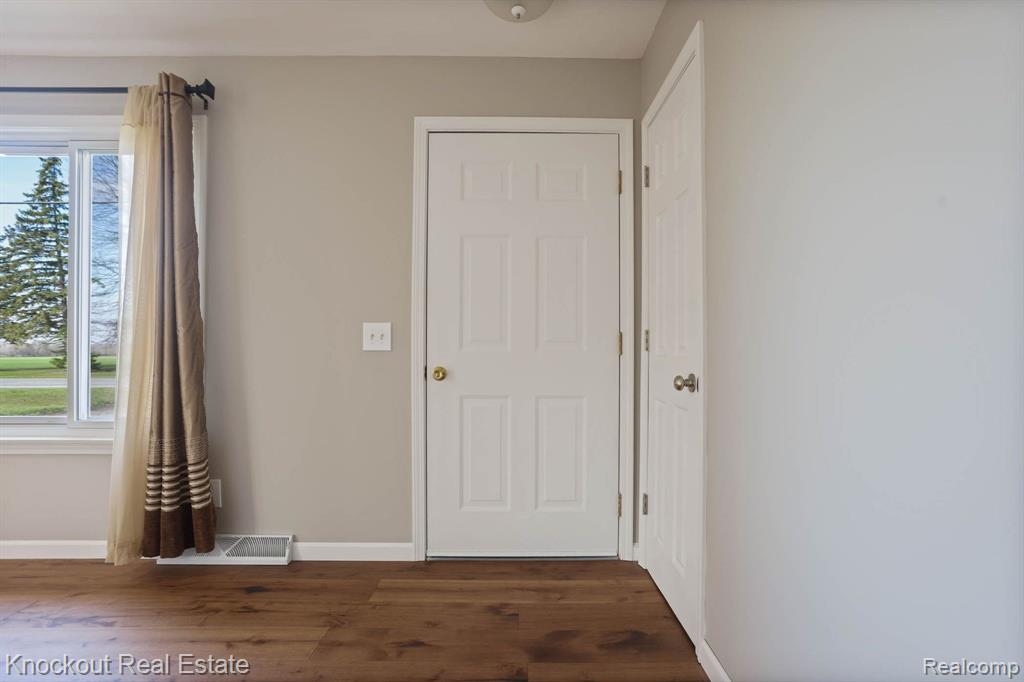 6960 GARFIELD Road, Freeland, MI 48623 — Photo 5