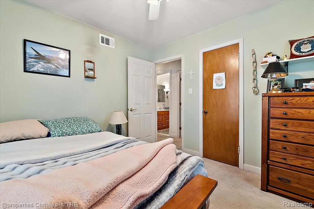 9005 Marlowe Avenue, Plymouth, MI 48170 — Photo 18