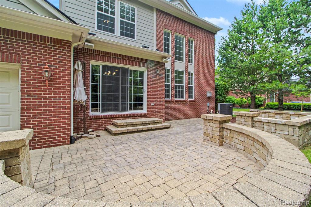49756 Great Falls Road, Canton, MI 48188 — Photo 36