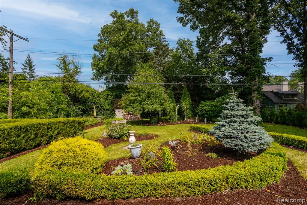 15800 Park Lane, Plymouth, MI 48170 — Photo 33