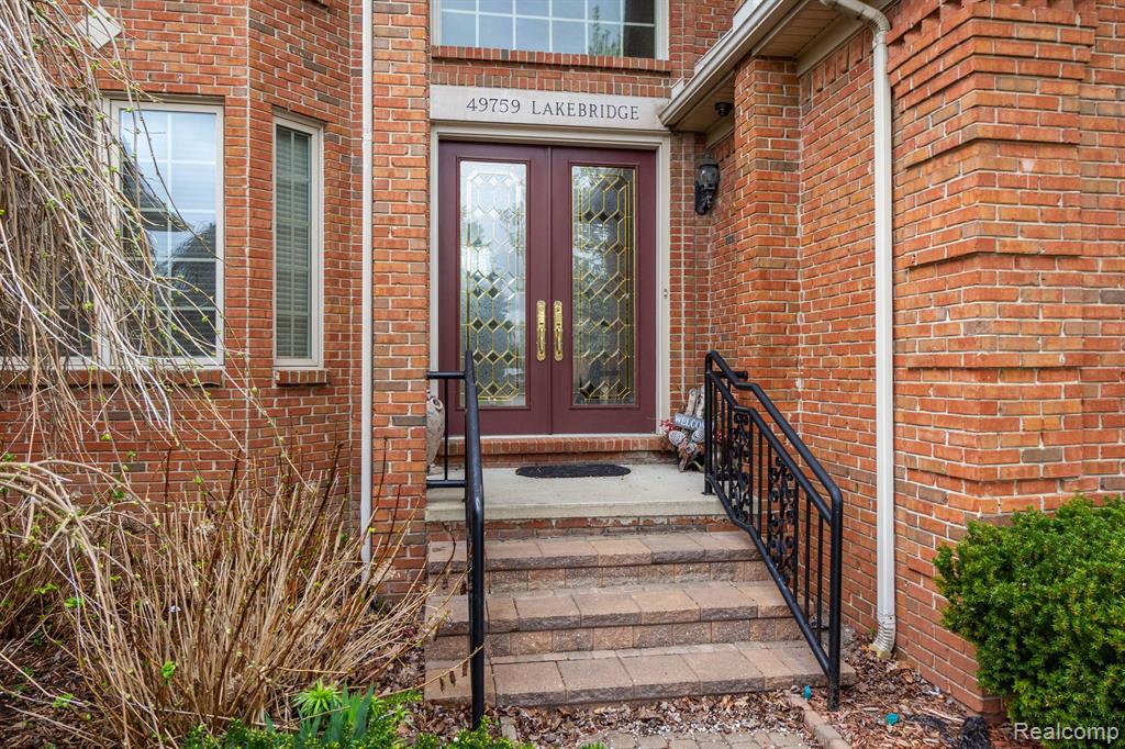 49759 Lakebridge Drive, Shelby Twp, MI 48315 — Photo 5