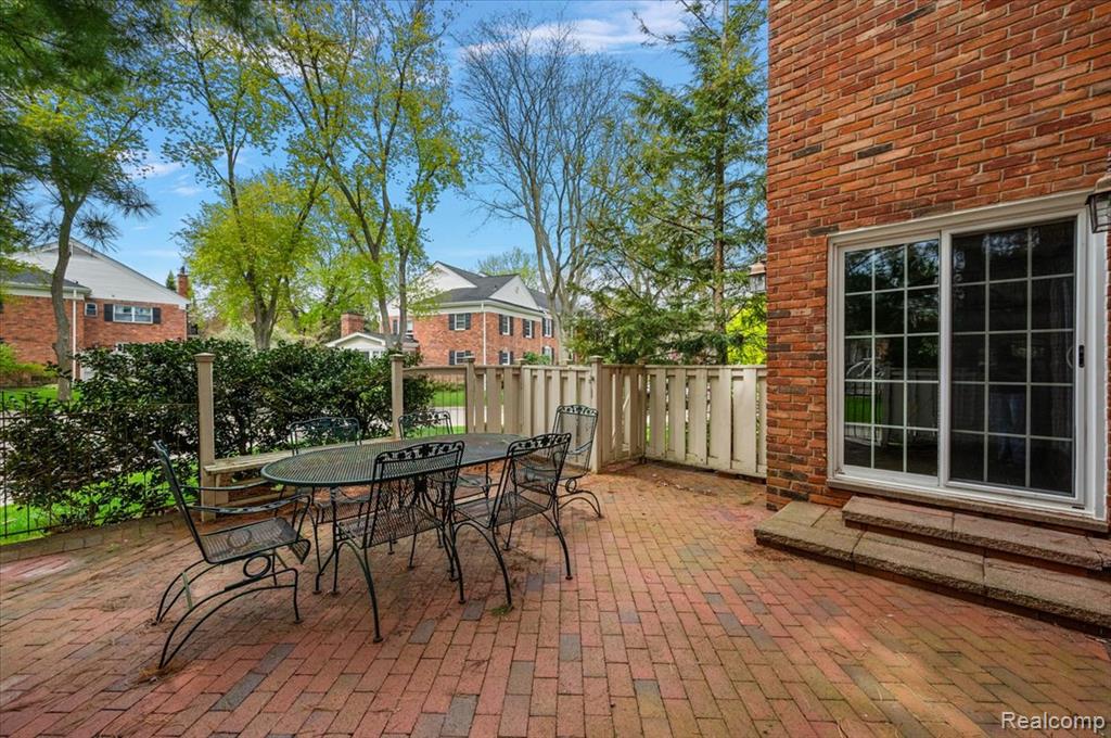 1000 Trailwood Path, Bloomfield Hills, MI 48301 — Photo 42