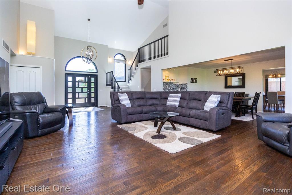 2 story great room