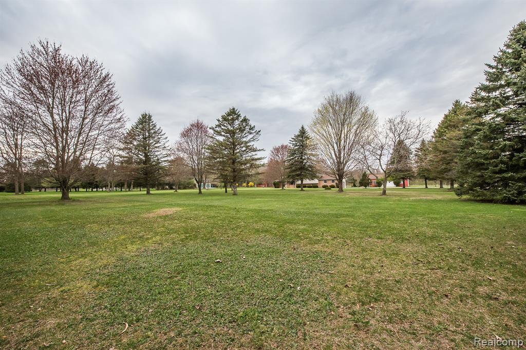 3672 W NORTH TERRITORIAL Road, Whitmore Lake, MI 48189 — Photo 39