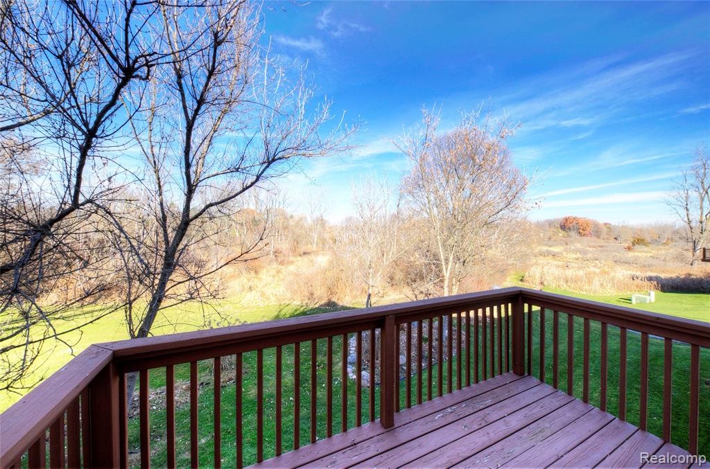 1040 Spirea, Howell, MI 48843 — Photo 32