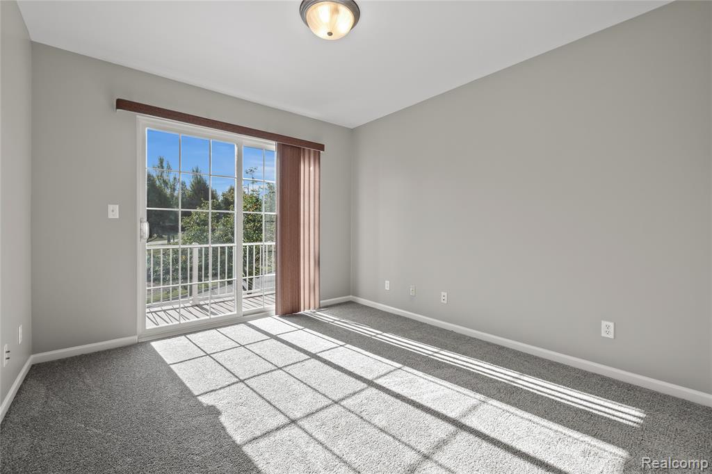 51 N Squirrel Road, Auburn Hills, MI 48326 — Photo 11